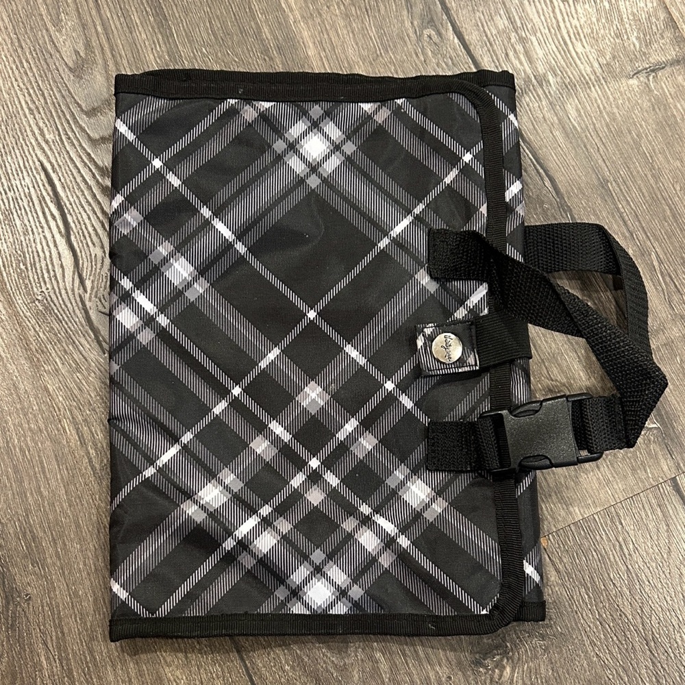 Thirty-one hanging makeup organizer bag